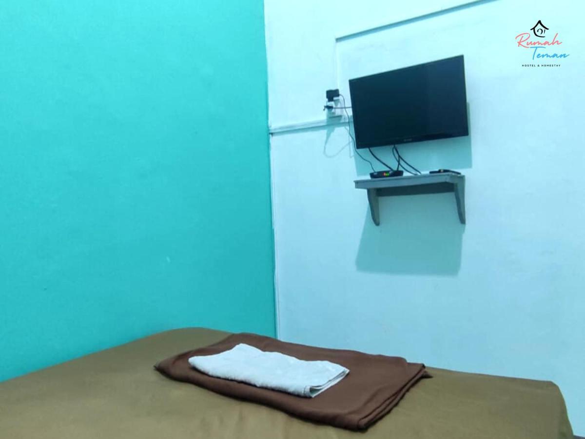 Rumah Teman Hostel Semarang Exteriör bild