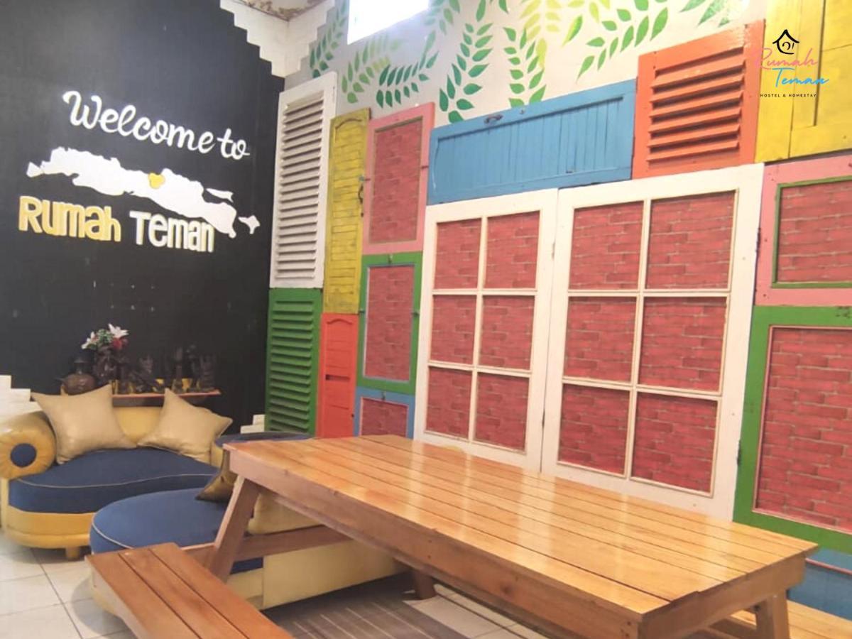 Rumah Teman Hostel Semarang Exteriör bild